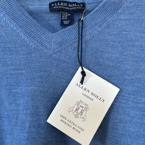 Men's Blue Sweater - Picture 4 of 5